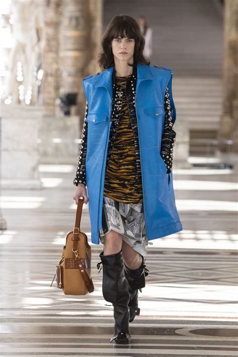 louis vuitton fall winter 2021-2022|the dream house louis vuitton.